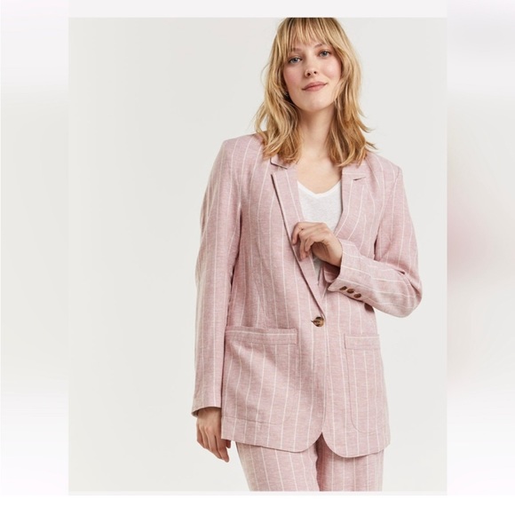 Women’s Blazer Reitmans sz 20 linen blend. Chest:46.5 in, waist 41.5 in, Hips 49 - Picture 1 of 9